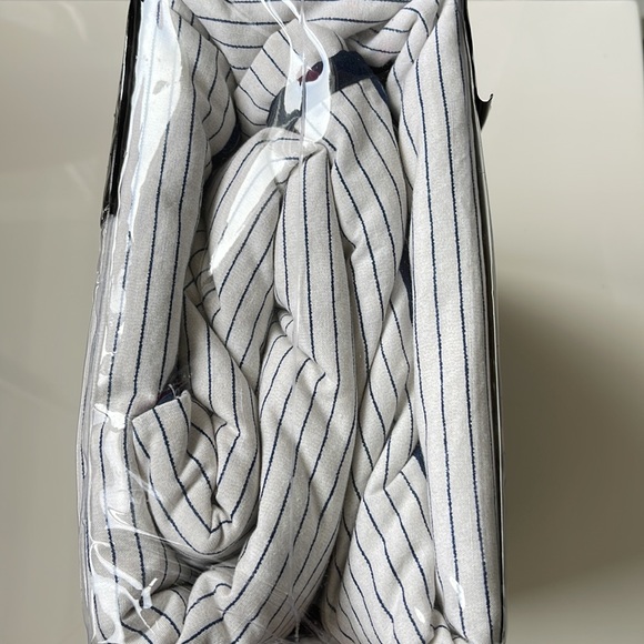 New Ralph Lauren Casey Navy Blue White Full Queen Duvet Cover Set. $300 - Picture 2 of 7